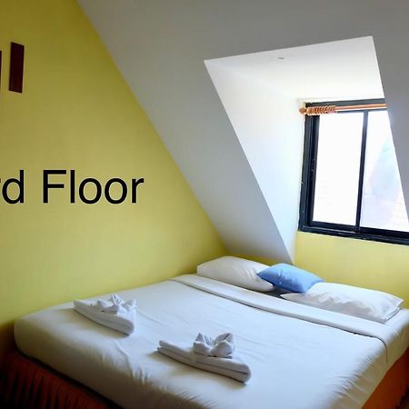 Kaneng Guesthouse Hua Hin Ngoại thất bức ảnh