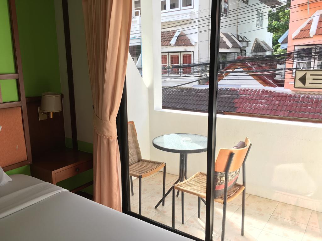 Kaneng Guesthouse Hua Hin Ngoại thất bức ảnh