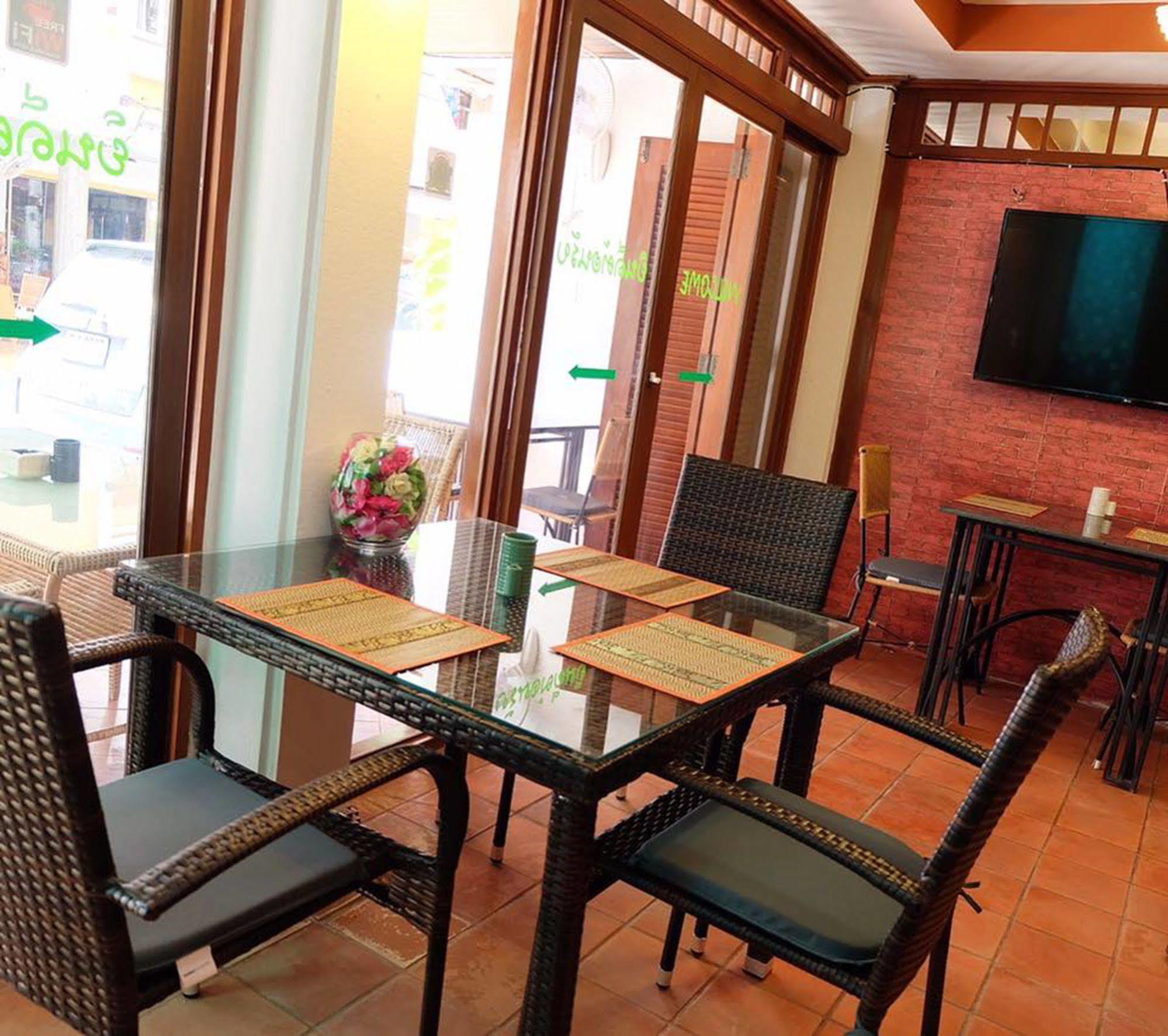 Kaneng Guesthouse Hua Hin Ngoại thất bức ảnh
